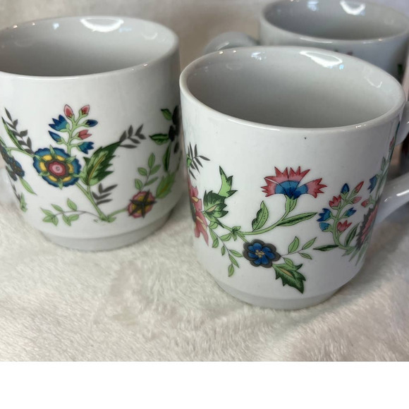 Retro Stacking Flower Coffee Mugs, Floral Teacups Set of 4, Retro - Picture 6 of 6